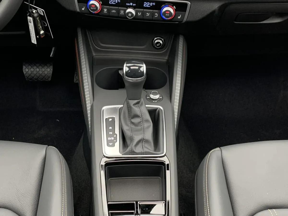 Audi Q2 Bordeaux vue 5 Audi Q2 en leasing sans apport à Bordeaux — vue 5