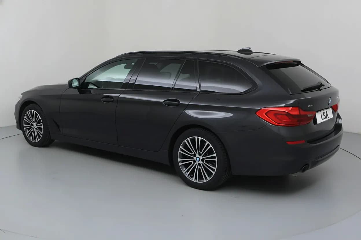 BMW Série 5 Bordeaux vue 3 BMW Série 5 en leasing sans apport à Bordeaux — vue 3