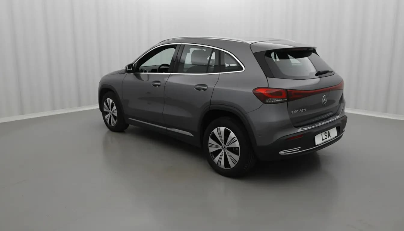 Mercedes-Benz EQA Bordeaux vue 2 Mercedes-Benz EQA en leasing sans apport à Bordeaux — vue 2