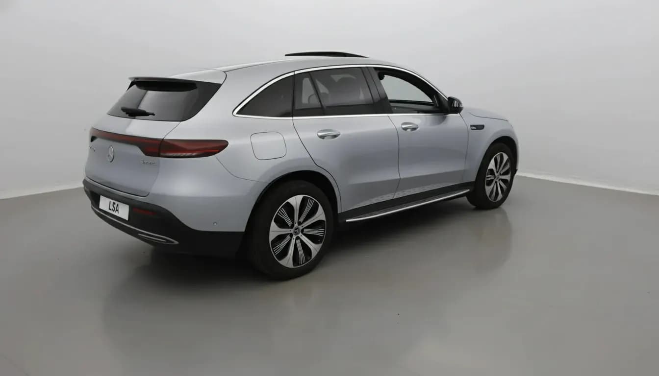 Mercedes-Benz EQC Bordeaux vue 3 Mercedes-Benz EQC en leasing sans apport à Bordeaux — vue 3