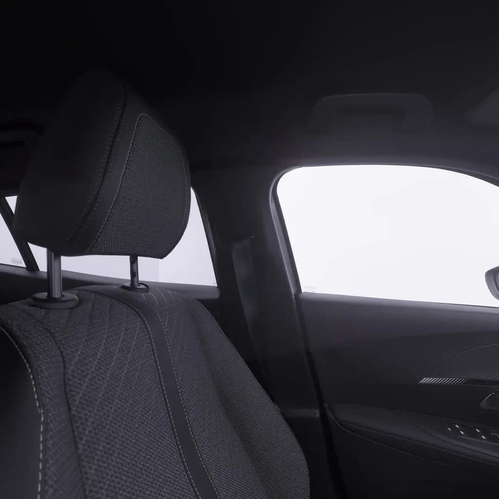 Peugeot 2008 Bordeaux vue 4 Peugeot 2008 en leasing sans apport à Bordeaux — vue 4