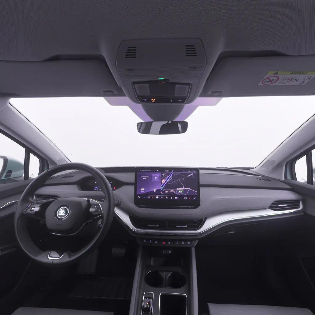 Skoda Enyaq Bordeaux vue 5 Skoda Enyaq en leasing sans apport à Bordeaux — vue 5